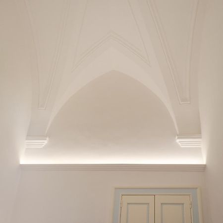Palazzo De Tomasi B&B กัลลีโปลี ภายนอก รูปภาพ
