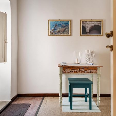 Palazzo De Tomasi B&B กัลลีโปลี ภายนอก รูปภาพ