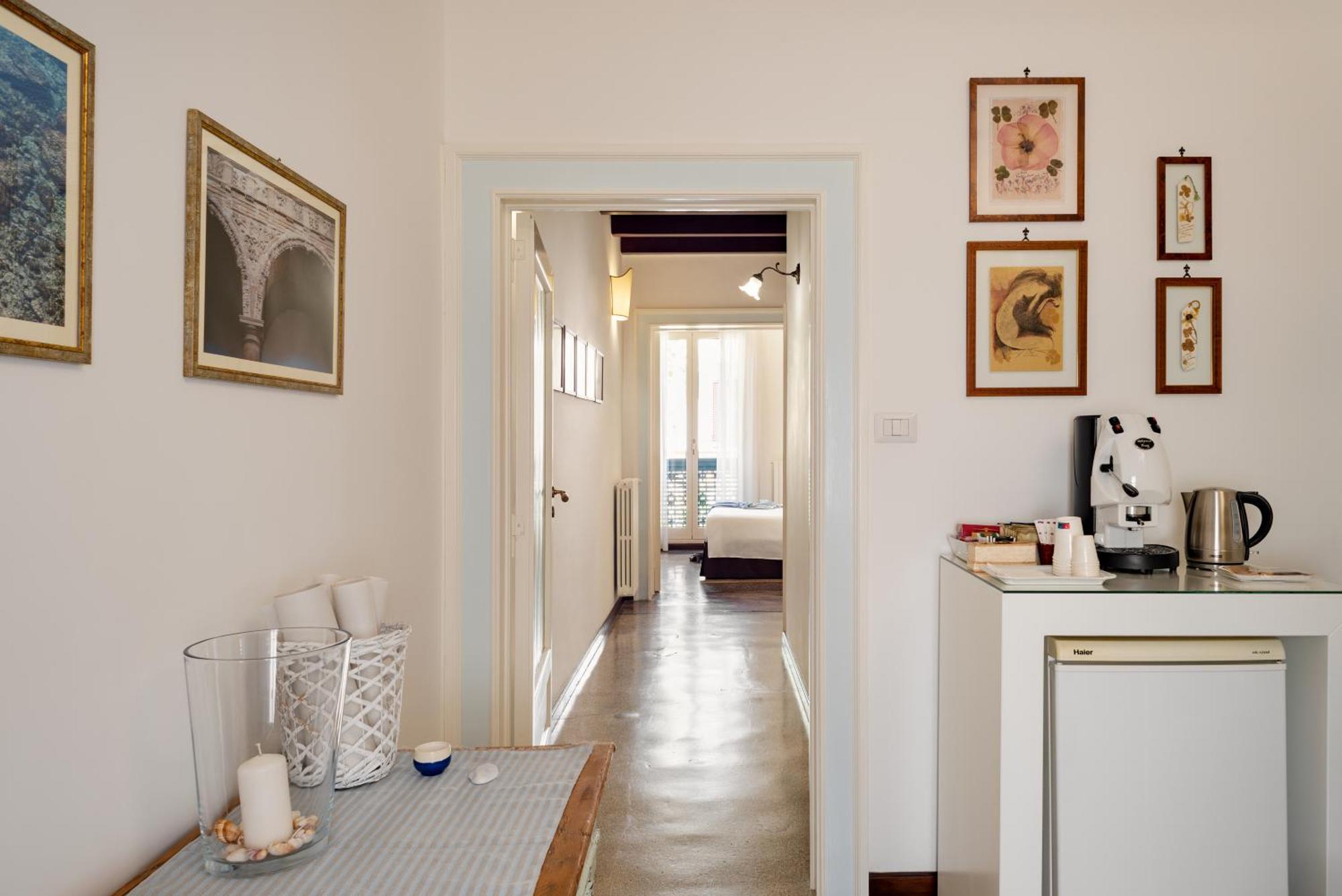Palazzo De Tomasi B&B กัลลีโปลี ภายนอก รูปภาพ
